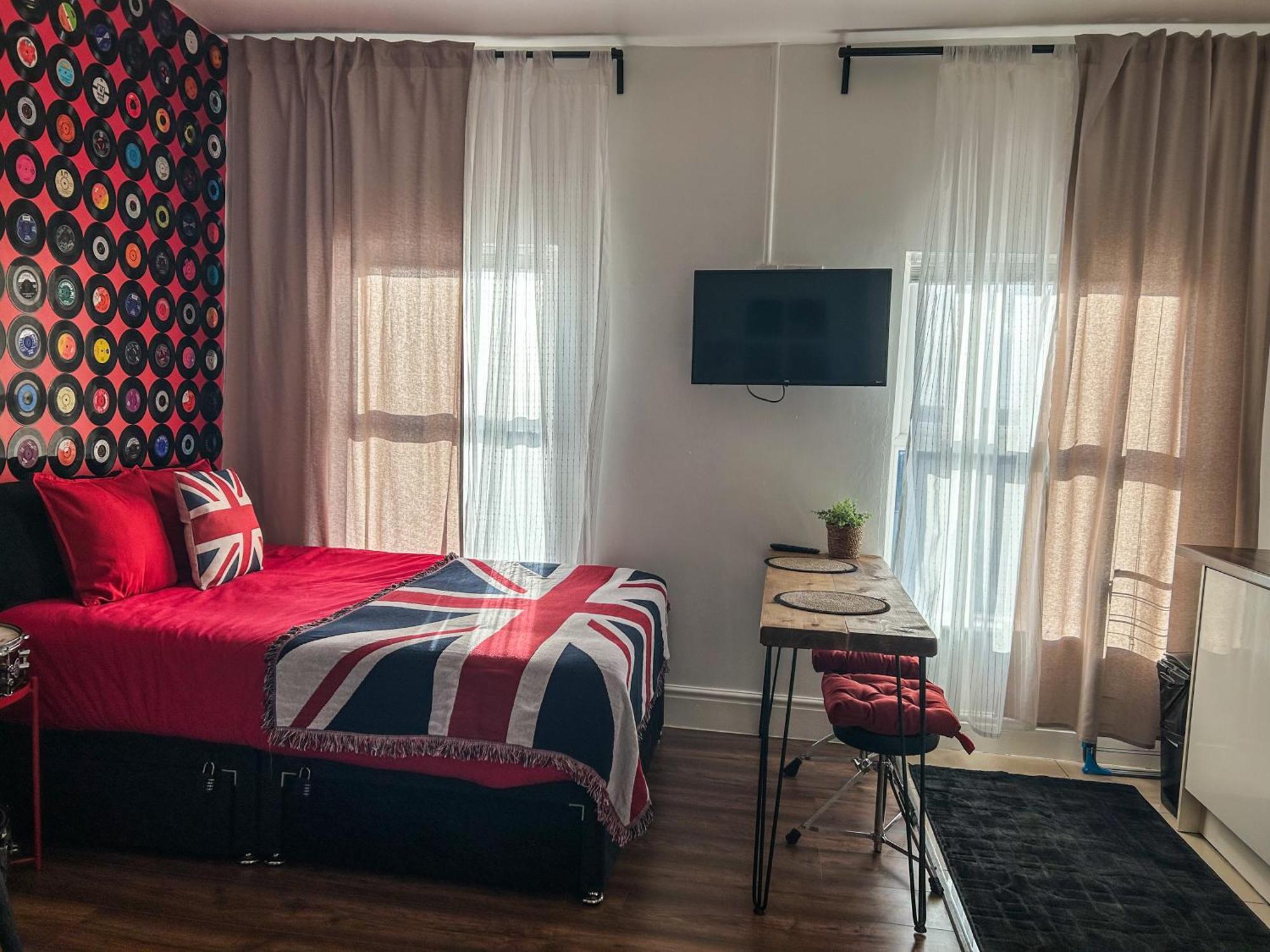 Apartment J&w With Free Parking
